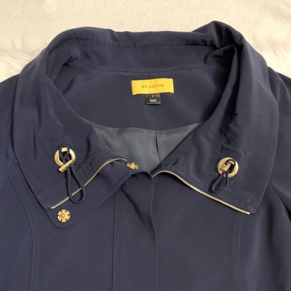 Beautiful St John Jacket - Picture 2 of 9